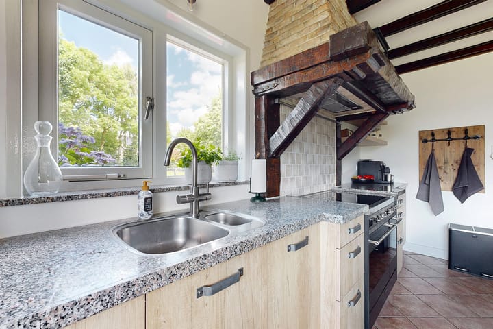 Foto 16 van Bisschop Hopmansstraat 50