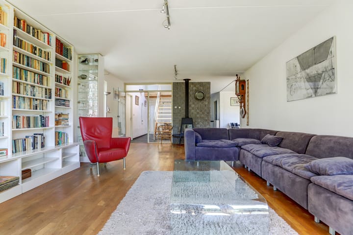 Photo 5 of Suze Groeneweglaan 118