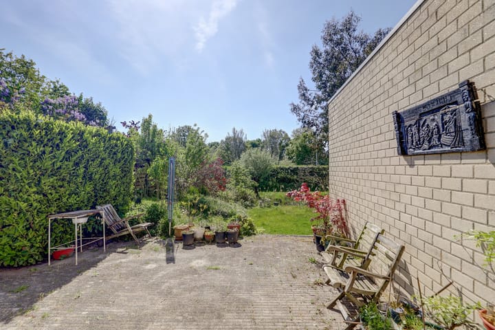 Photo 33 of Suze Groeneweglaan 118