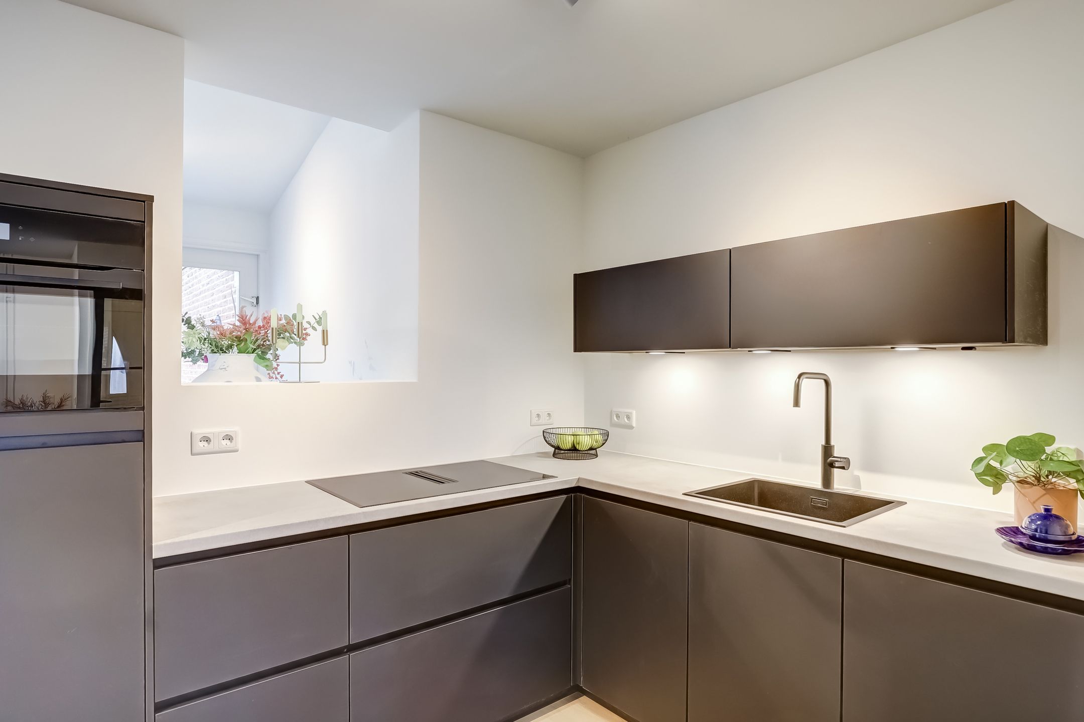 Photo 3 of Spireastraat 31