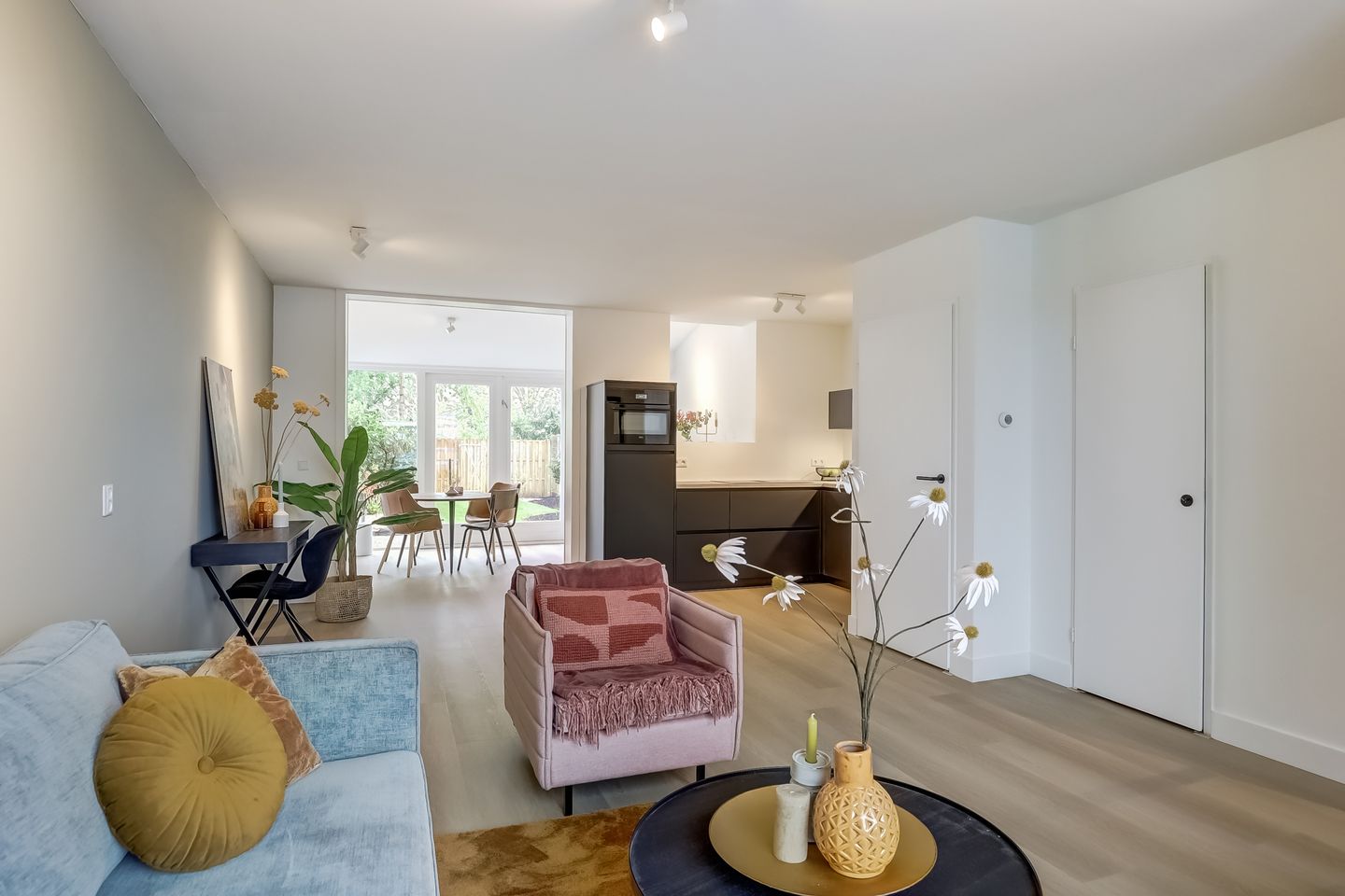 Photo 10 of Spireastraat 31