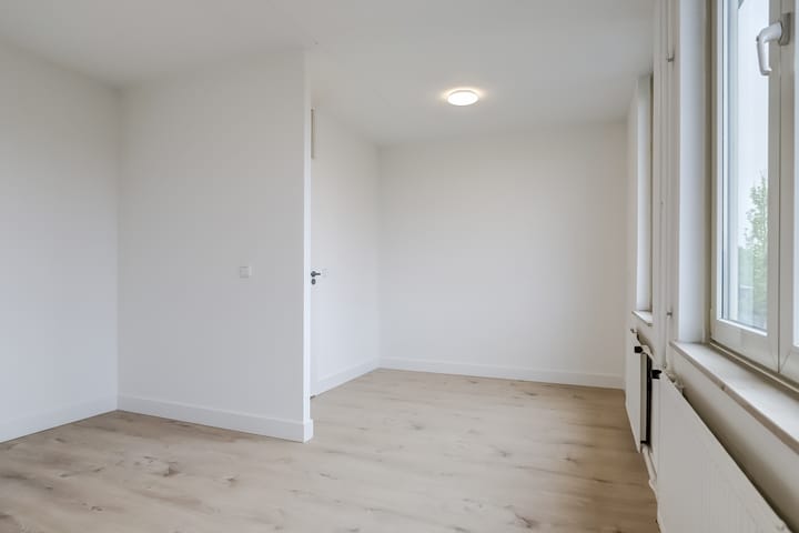 Photo 19 of Spireastraat 31