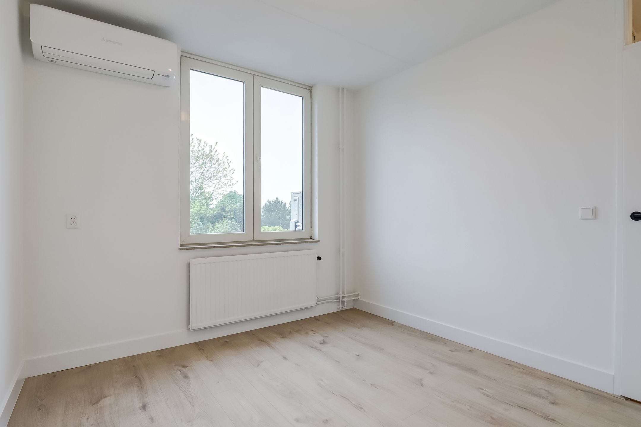 Photo 21 of Spireastraat 31