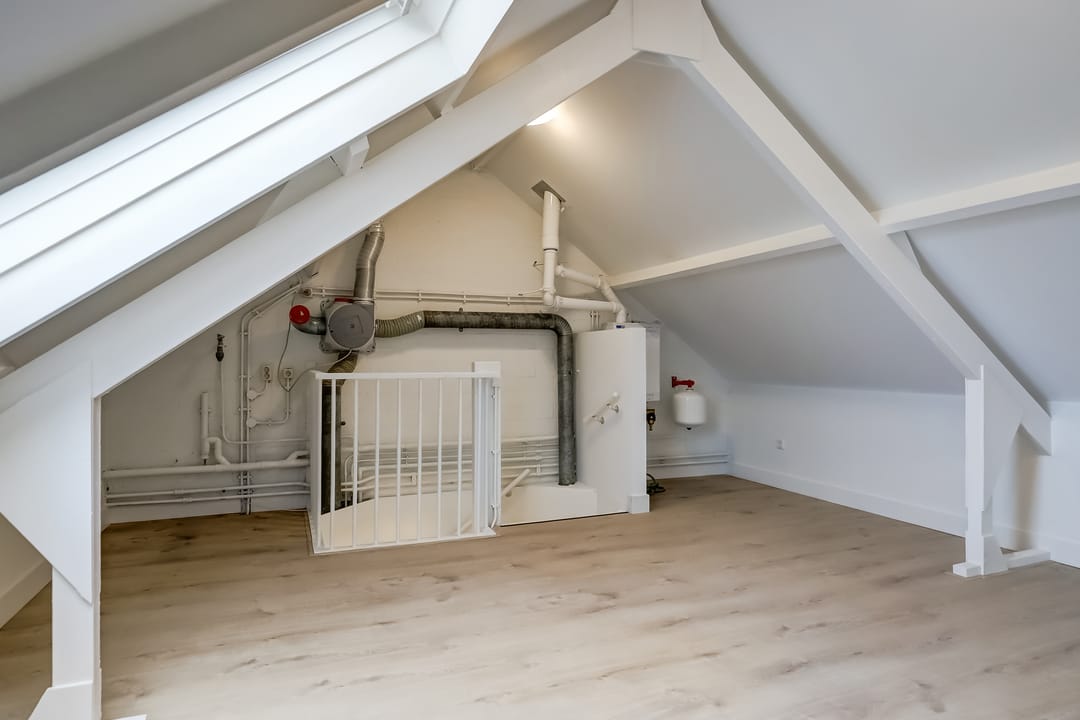 Photo 22 of Spireastraat 31