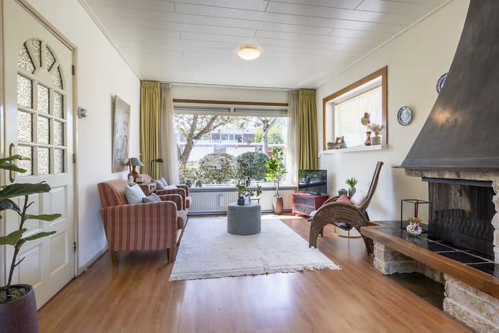 Foto 4 van van der Ploegstraat 84