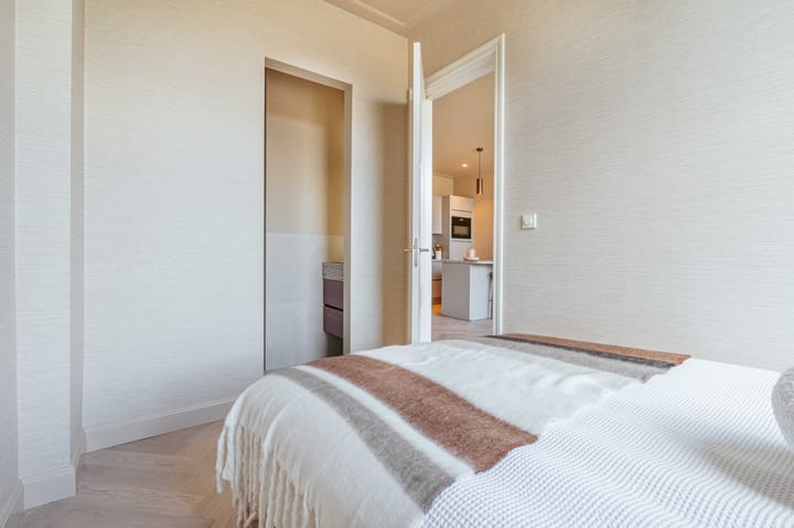 Foto 24 van Nassaukade 89-3A