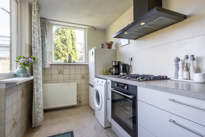 Foto 8 van van der Ploegstraat 84