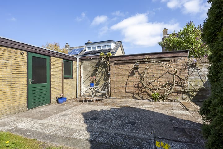 Foto 9 van van der Ploegstraat 84