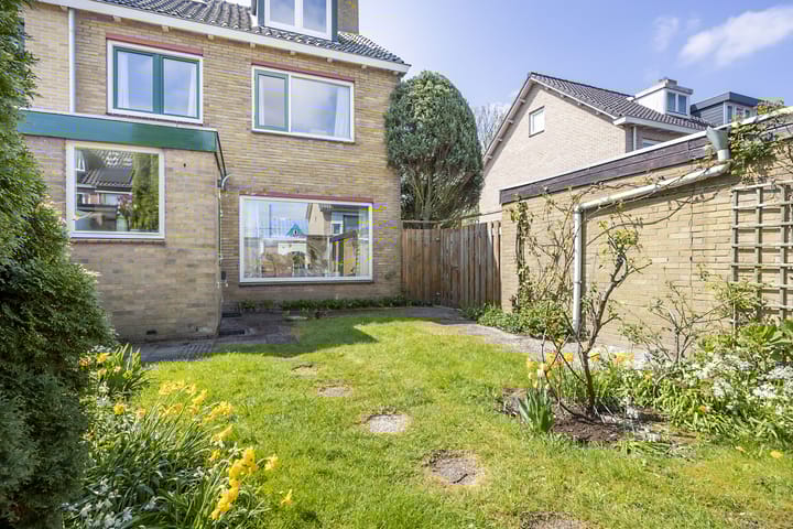 Foto 11 van van der Ploegstraat 84