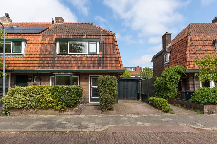 Photo 4 of Professor Kochstraat 21