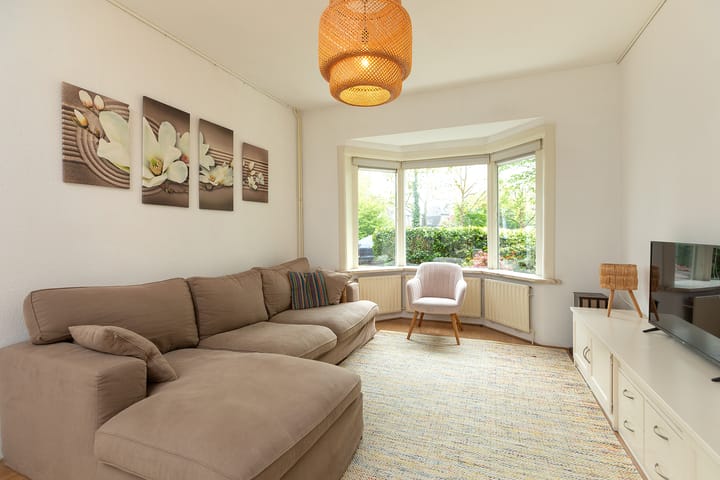 Photo 9 of Professor Kochstraat 21