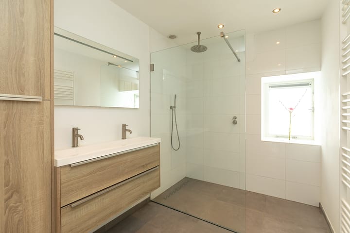 Photo 24 of Professor Kochstraat 21