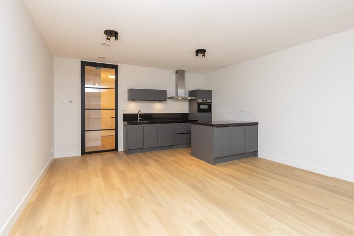 Foto 12 van Gaudikade 113