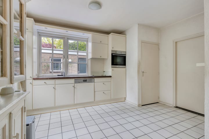 Photo 11 of Meyerijplein 1