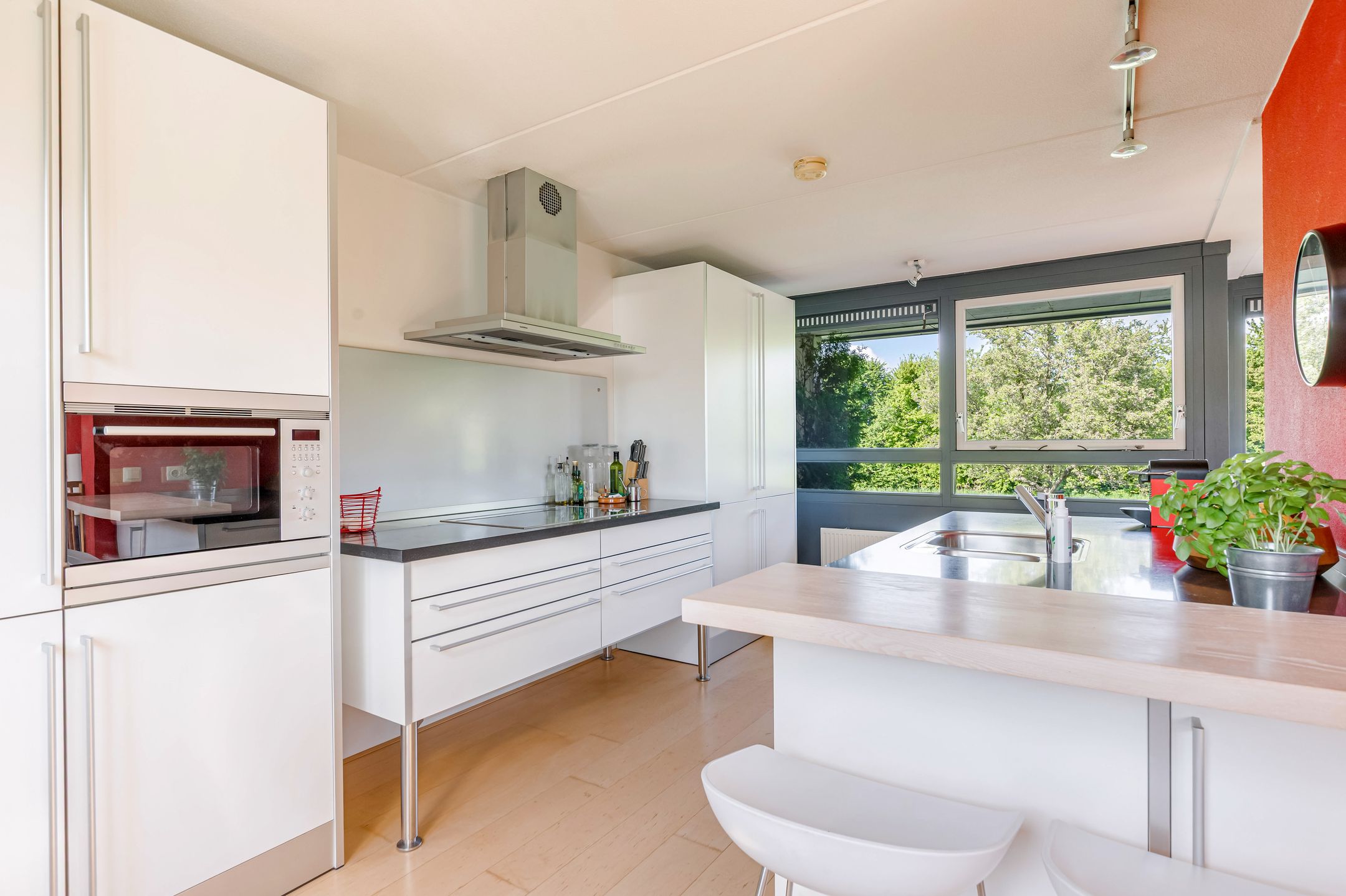 Foto 21 van Carel Willinklaan 24