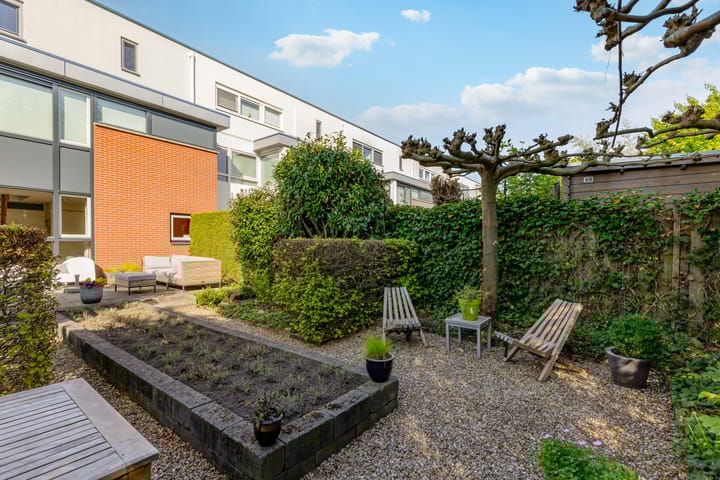 Foto 45 van Carel Willinklaan 24