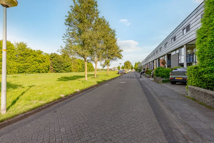 Foto 47 van Carel Willinklaan 24