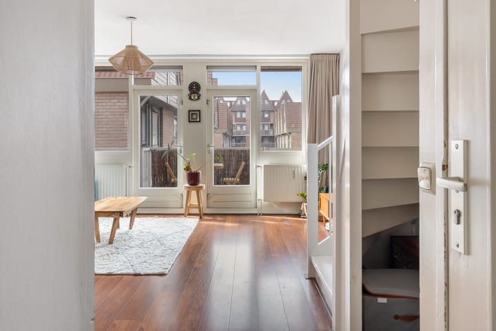 Photo 6 of Stroveer 89