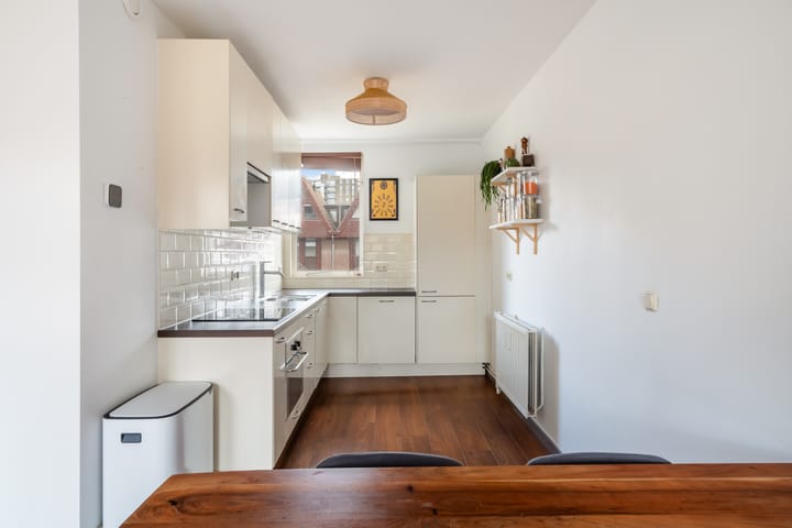 Photo 15 of Stroveer 89