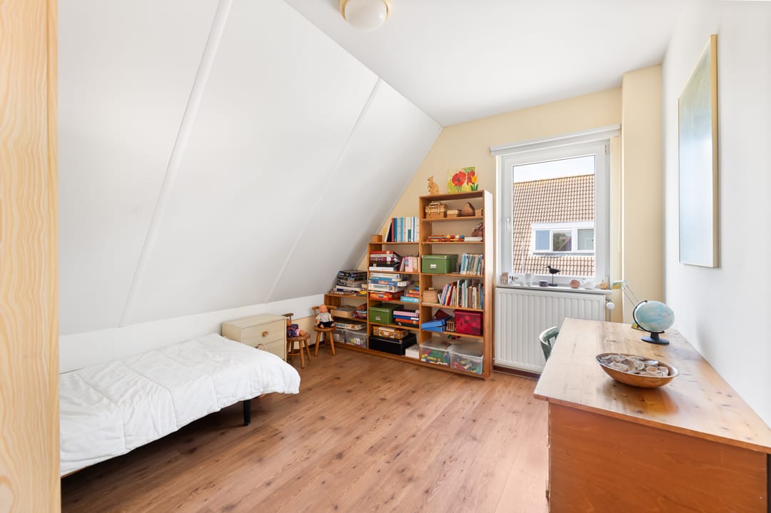 Photo 32 of Noordeinde 23