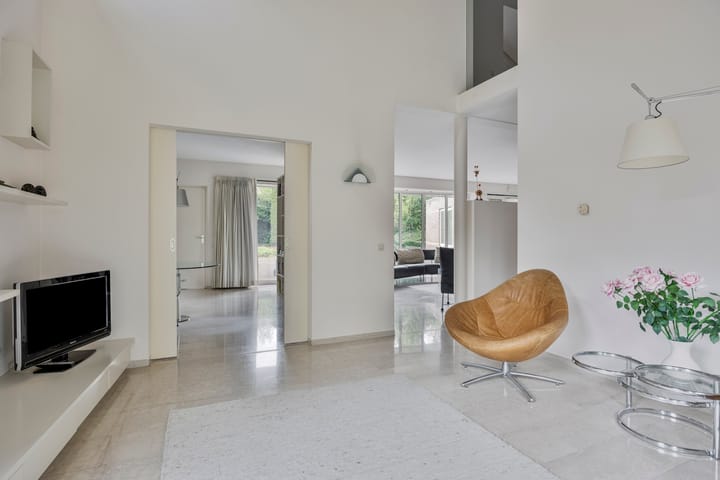 Photo 11 of Etstoel 23