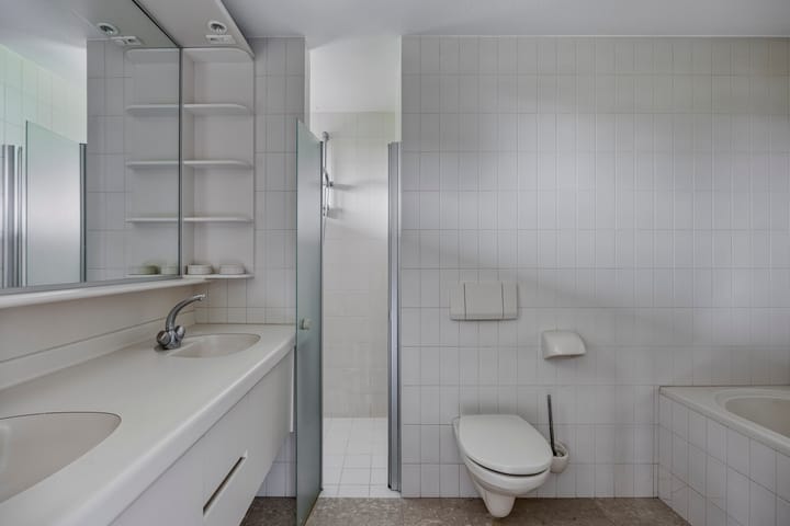 Photo 42 of Etstoel 23