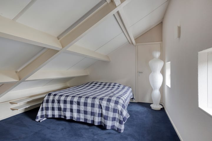 Photo 48 of Etstoel 23