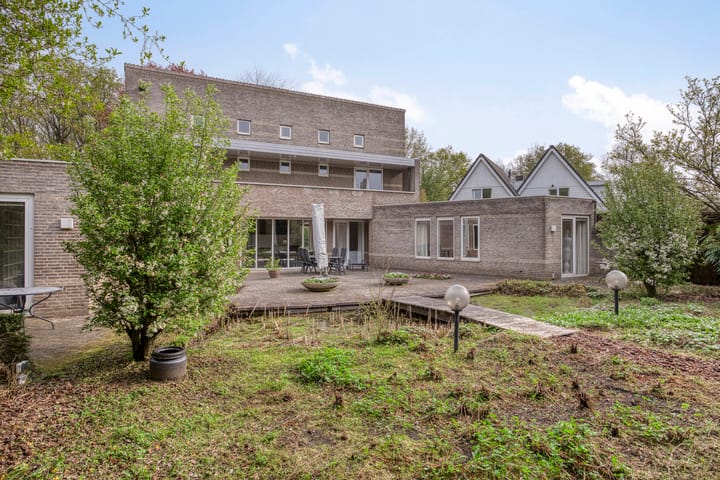 Photo 57 of Etstoel 23