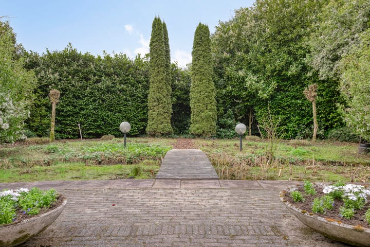 Photo 60 of Etstoel 23