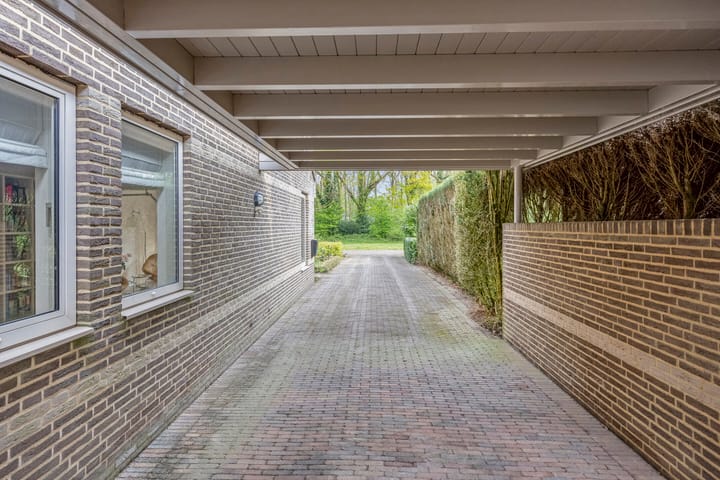 Photo 66 of Etstoel 23