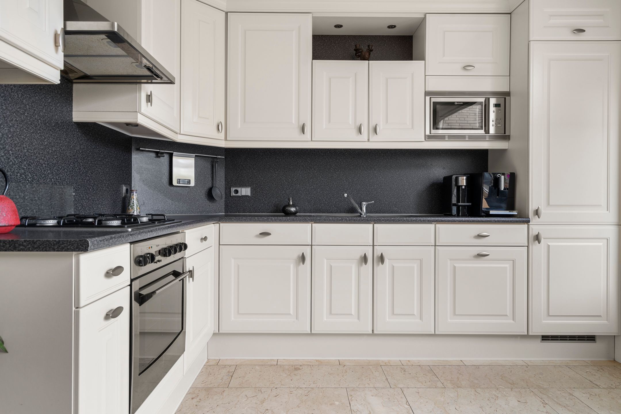 Foto 27 van Molenstraat 109