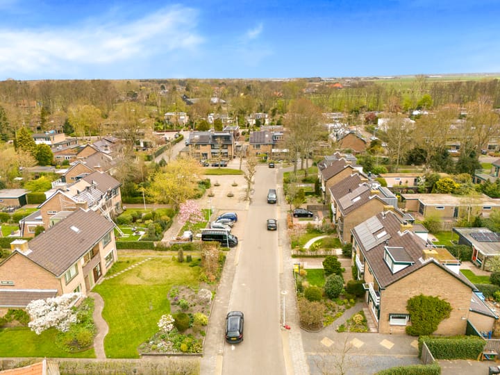 Foto 2 van Van Bergenlaan 17