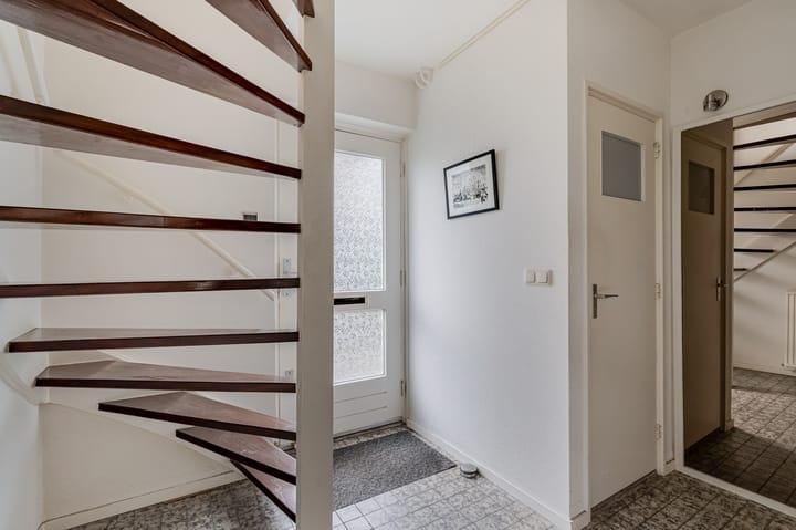 Foto 5 van Van Bergenlaan 17