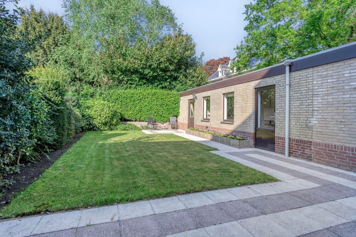 Foto 2 van Crocuslaan 2-A