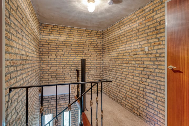 Foto 19 van Crocuslaan 2-A