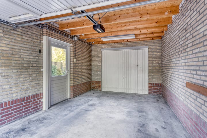 Foto 25 van Crocuslaan 2-A