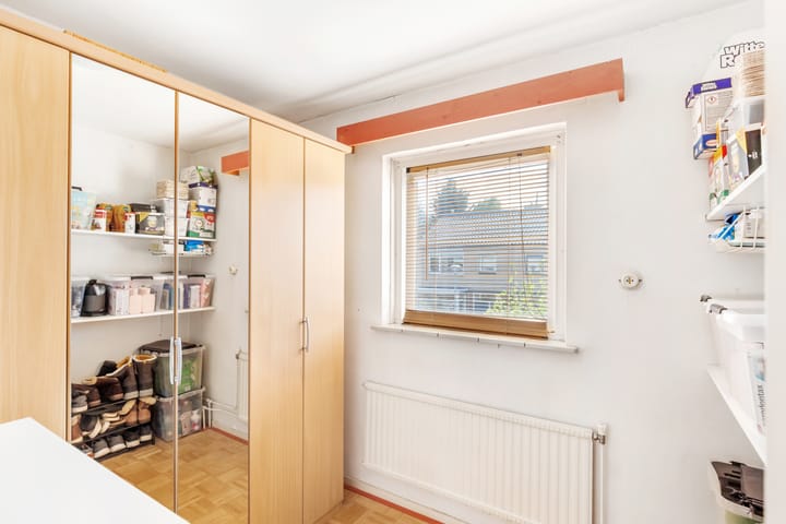 Foto 16 van Esdoornlaan 6