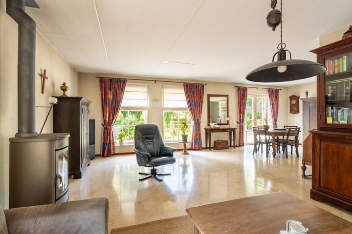 Foto 30 van Veldstraat 8