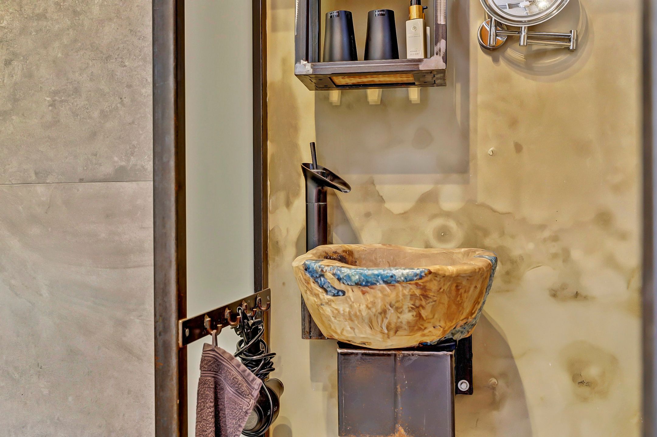 Foto 6 van Plazuidplein 1