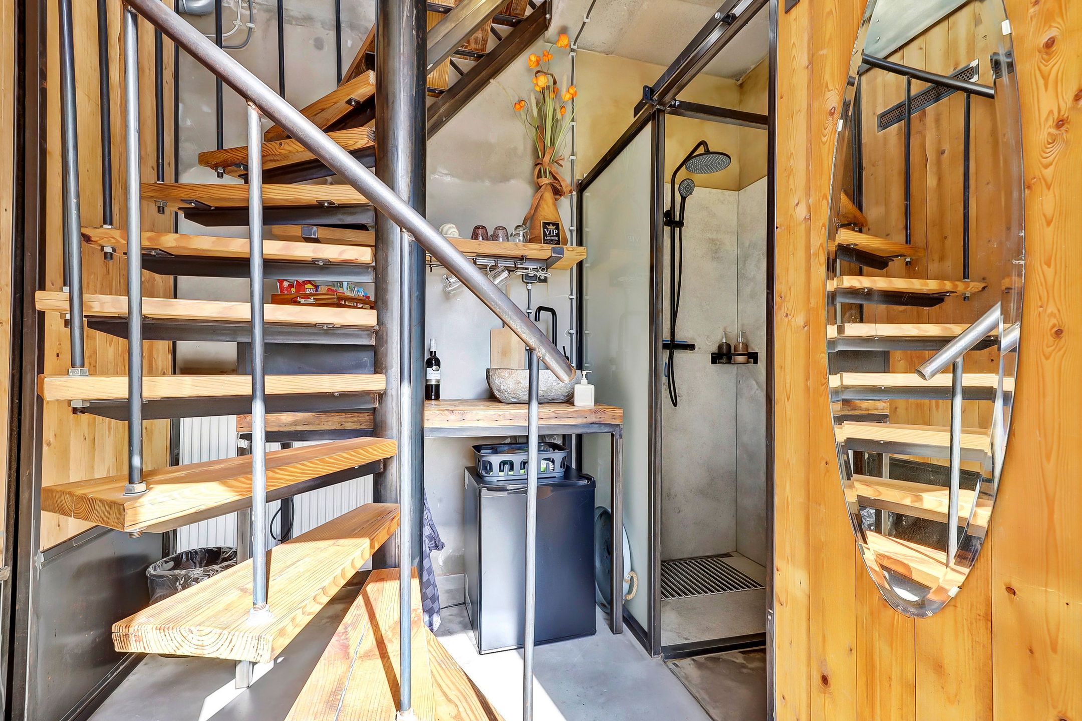 Foto 9 van Plazuidplein 1