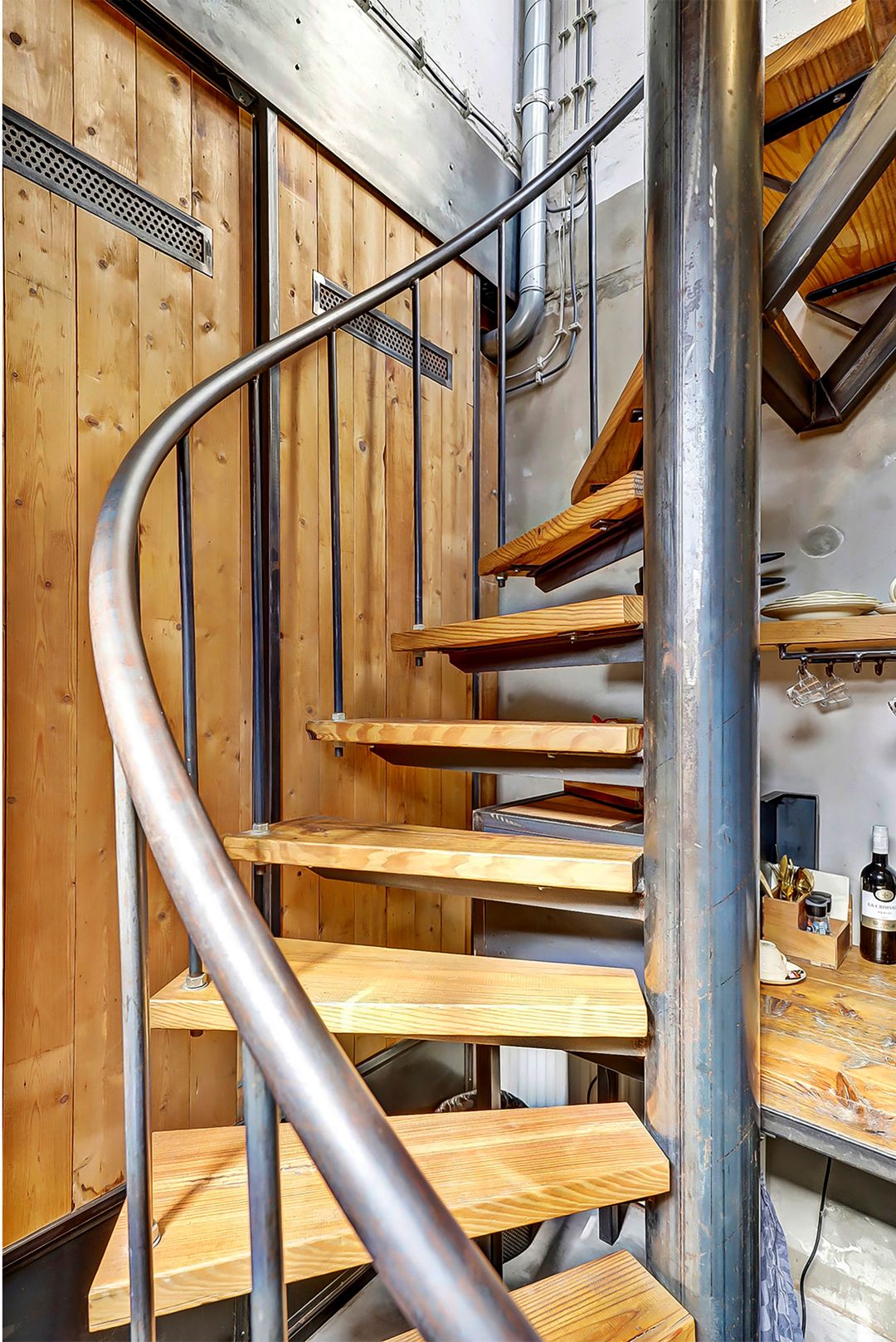 Foto 11 van Plazuidplein 1