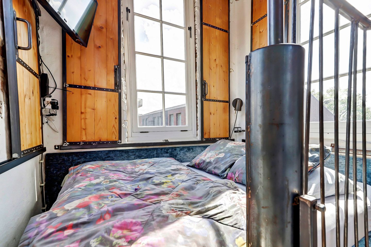 Foto 19 van Plazuidplein 1