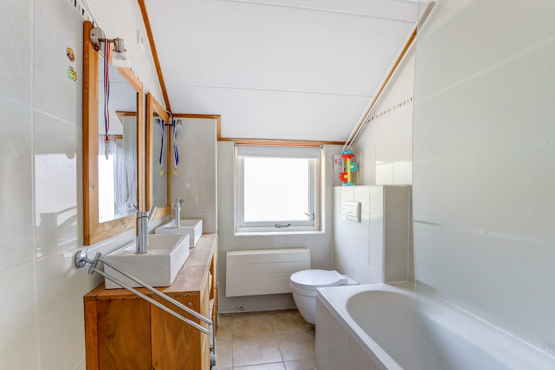 Photo 22 of Indira Gandhilaan 38