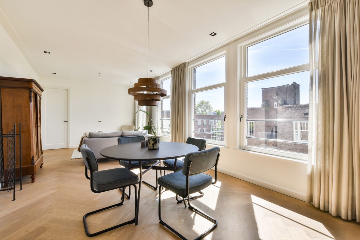 Photo 5 of Pieter de Hoochstraat 67-D