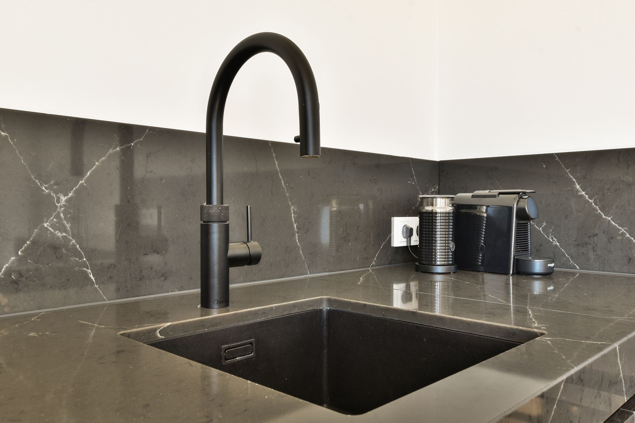 Photo 9 of Pieter de Hoochstraat 67-D