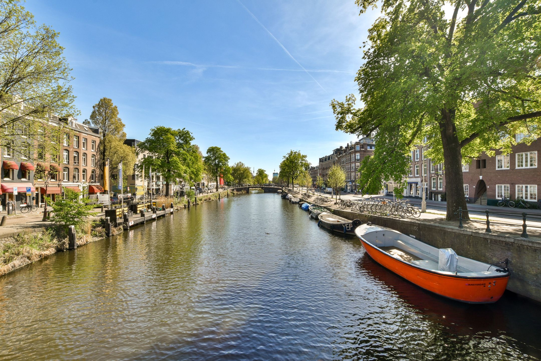 Photo 18 of Pieter de Hoochstraat 67-D