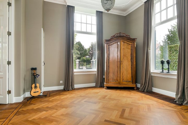 Photo 16 of Generaal Van Heutszlaan 34