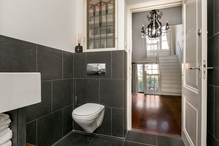 Photo 33 of Generaal Van Heutszlaan 34