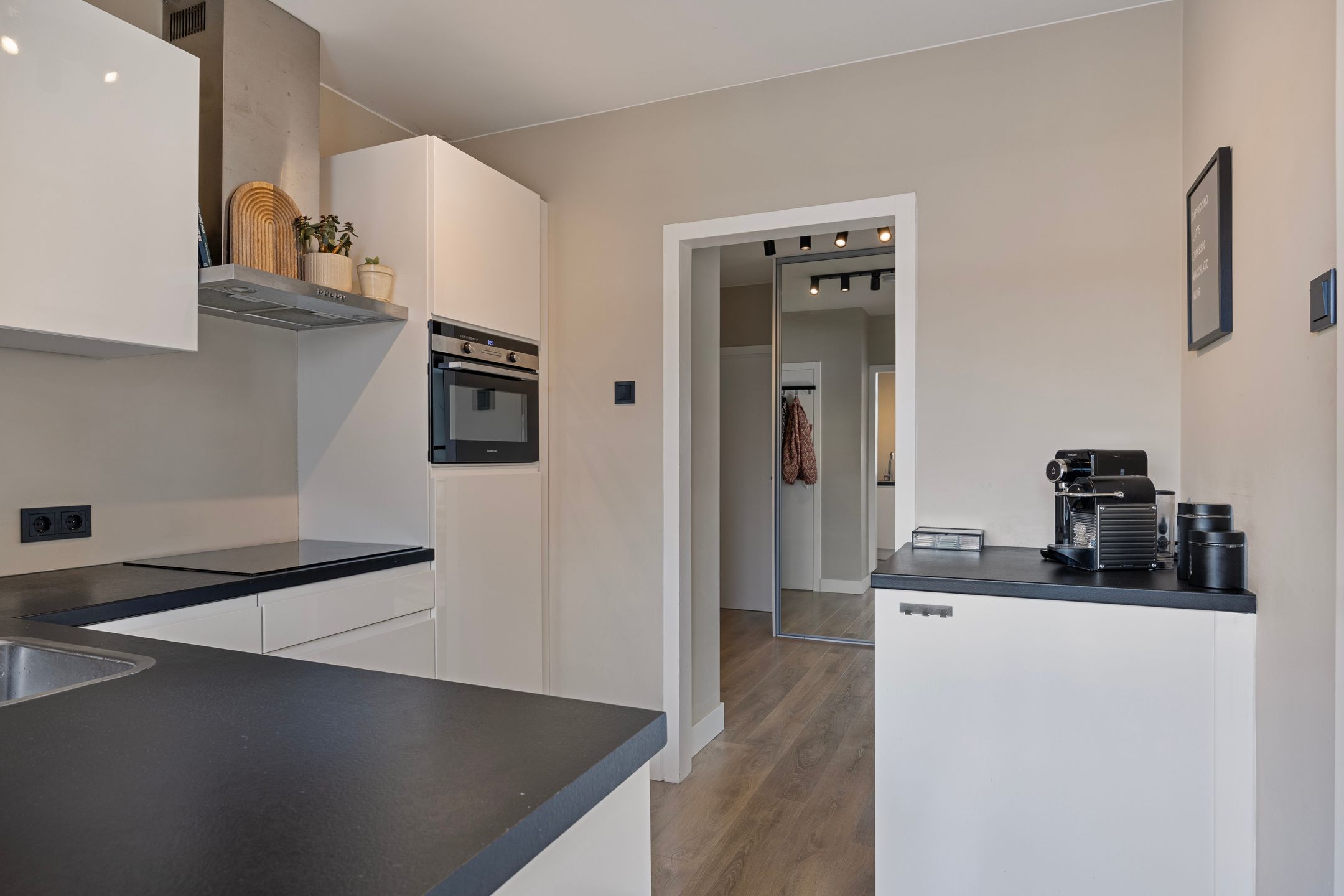 Foto 21 van Frederik van Eedenplein 7