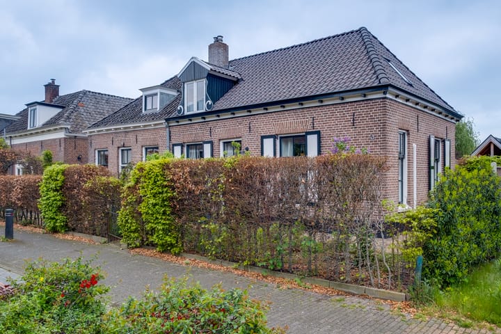 Foto 32 van Emmastraat 39